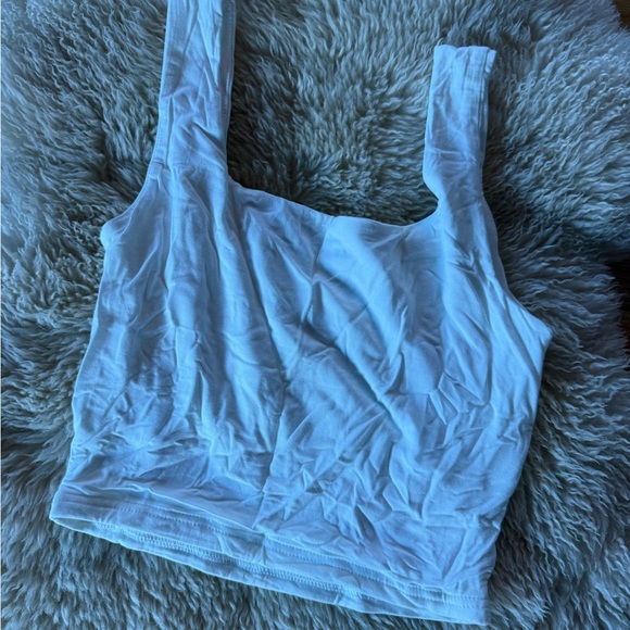 *NWT white crop tank - Picture 3 of 3